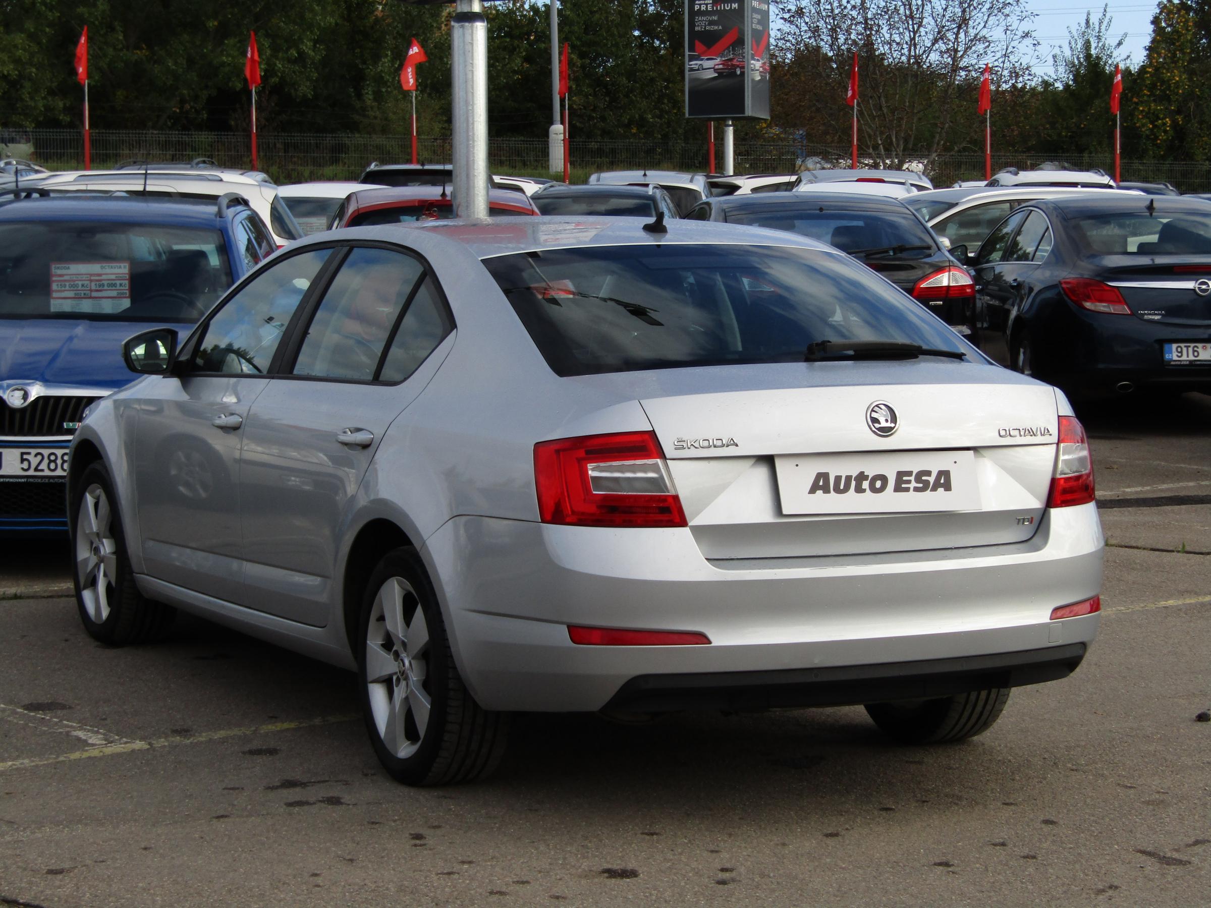 Škoda Octavia III, 2013 - pohled č. 6