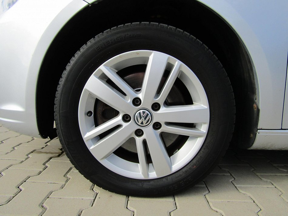 Volkswagen Touran 1.4TSi 