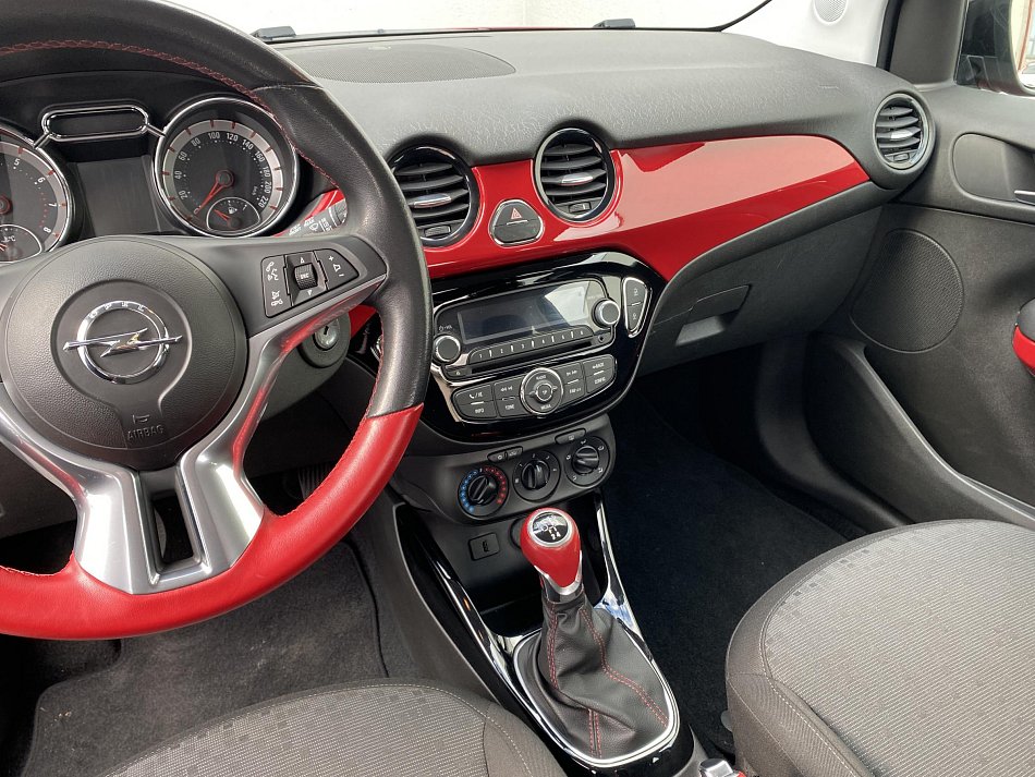 Opel Adam 1.4 16V 