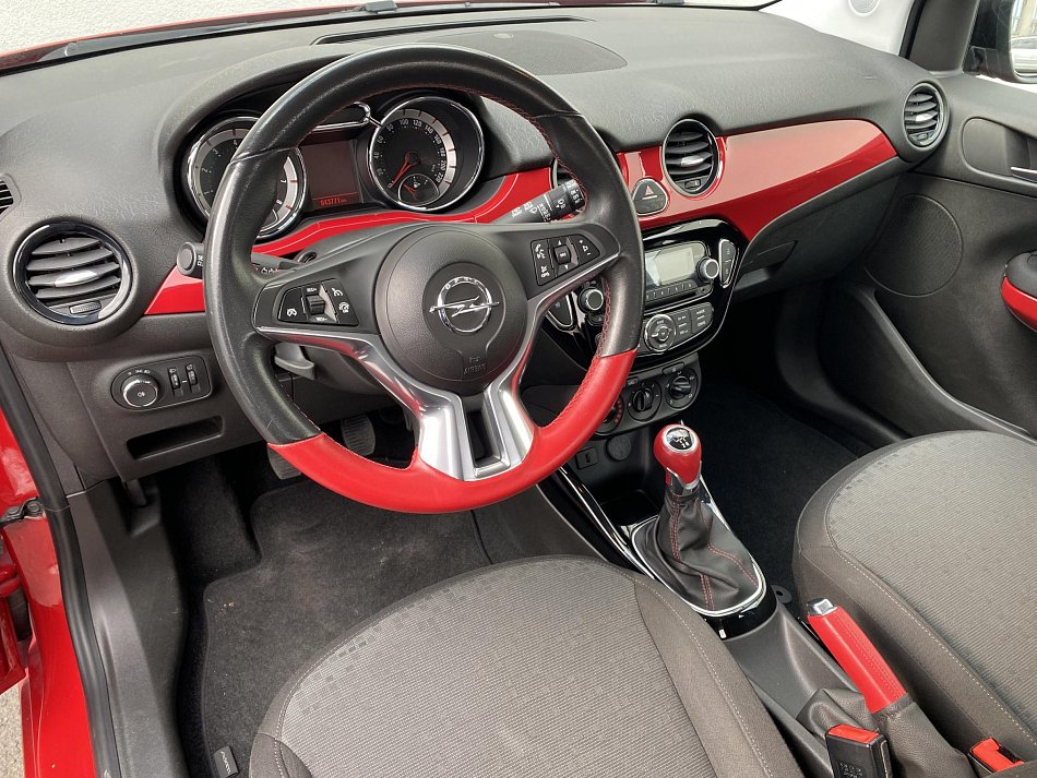 Opel Adam 1.4 16V 