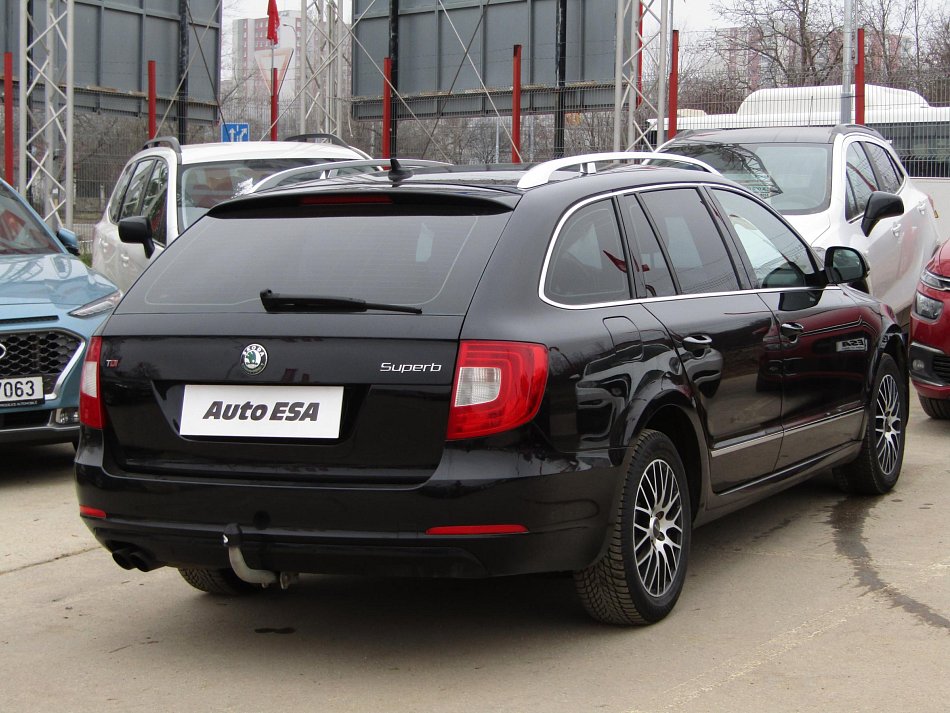 Škoda Superb II 2.0 TDi Elegance