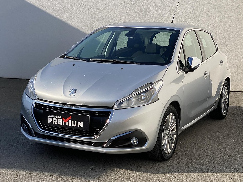 Peugeot 208 1.2 Allure