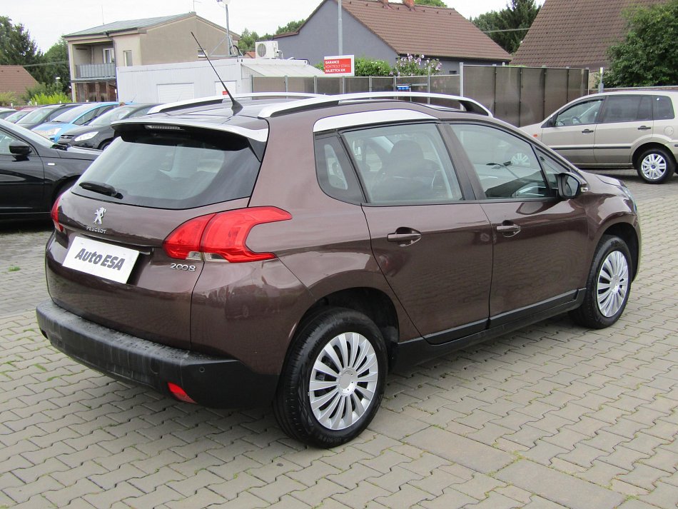 Peugeot 2008 1.2 VTi 