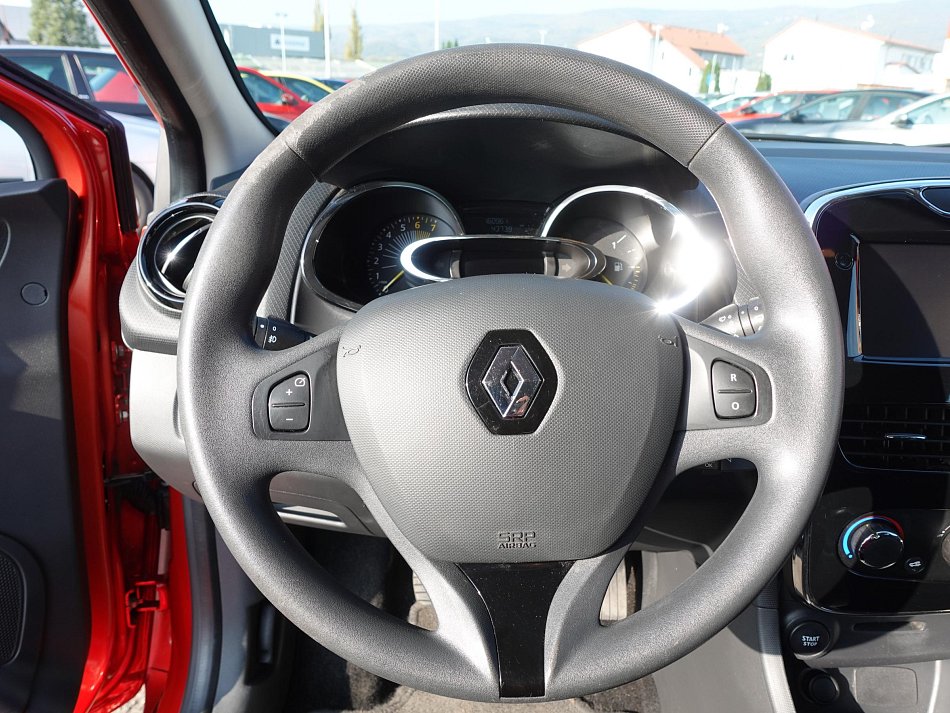 Renault Clio 1.2i 