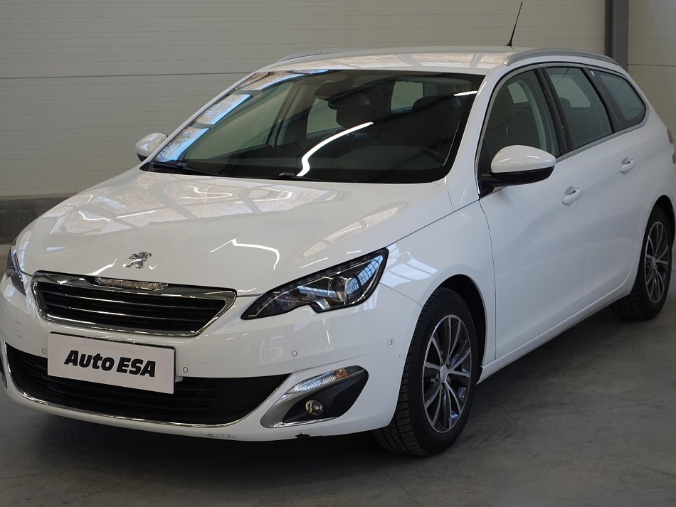 Peugeot 308 1.2i 