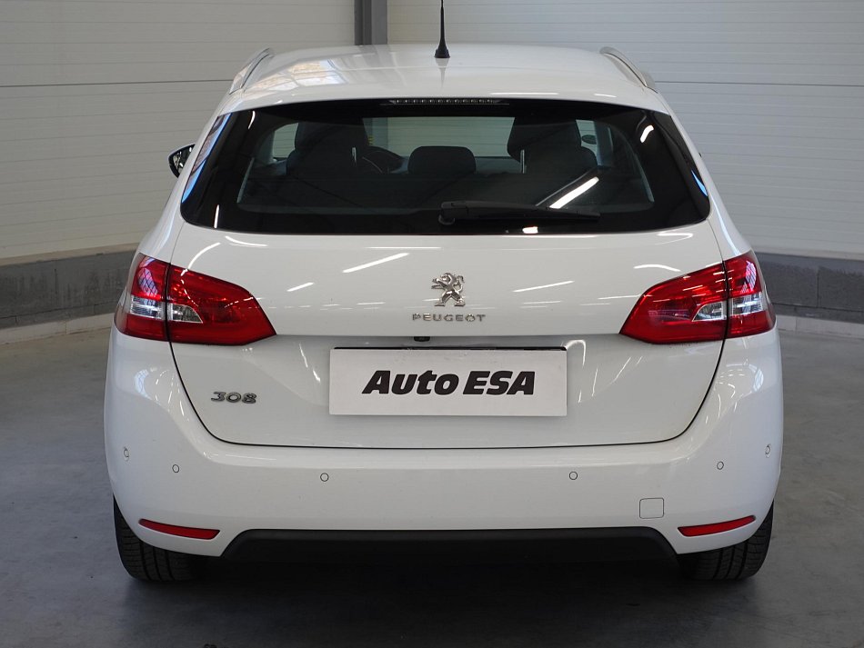 Peugeot 308 1.2i 