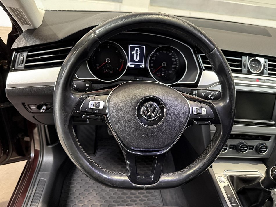 Volkswagen Passat 2.0 TDI  B8