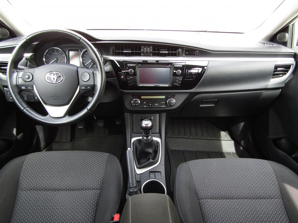 Toyota Corolla 1.6 VVTi 