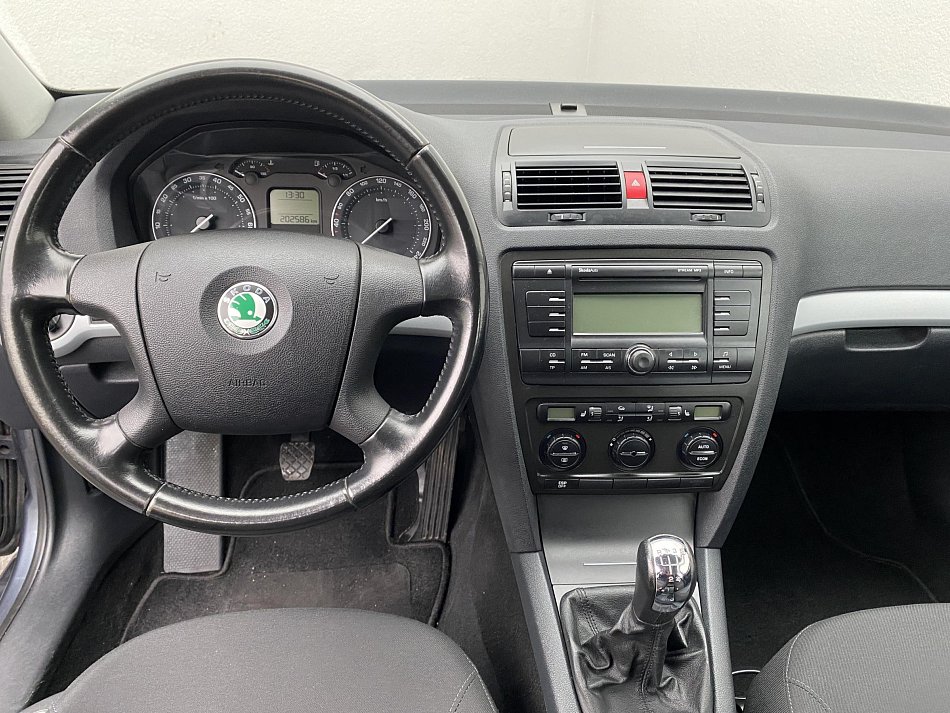 Škoda Octavia 1.6 MPi Ambiente