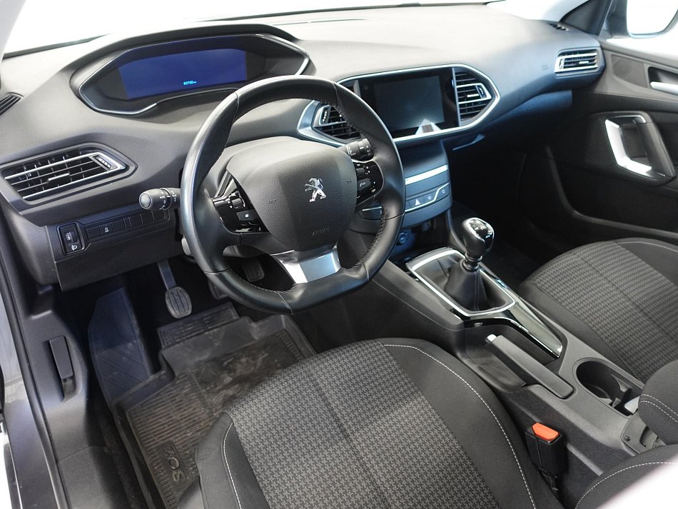 Peugeot 308 1.5 HDi 