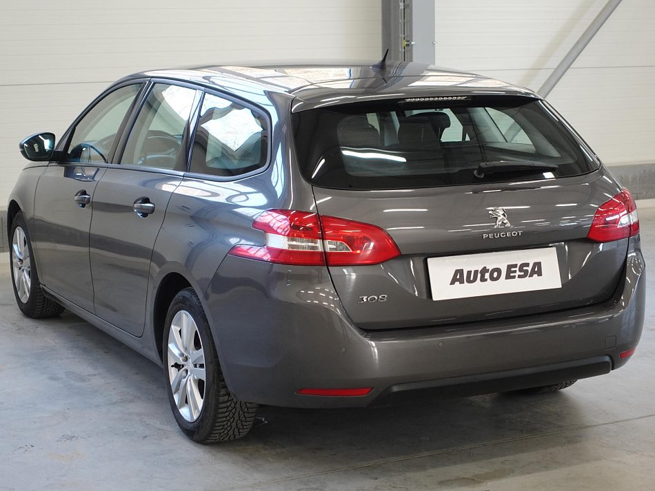 Peugeot 308 1.5 HDi 