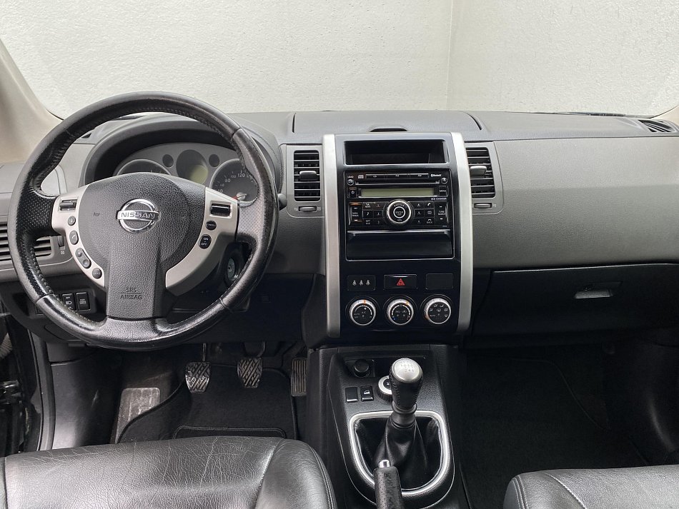 Nissan X-Trail 2.0 dCi  4x4