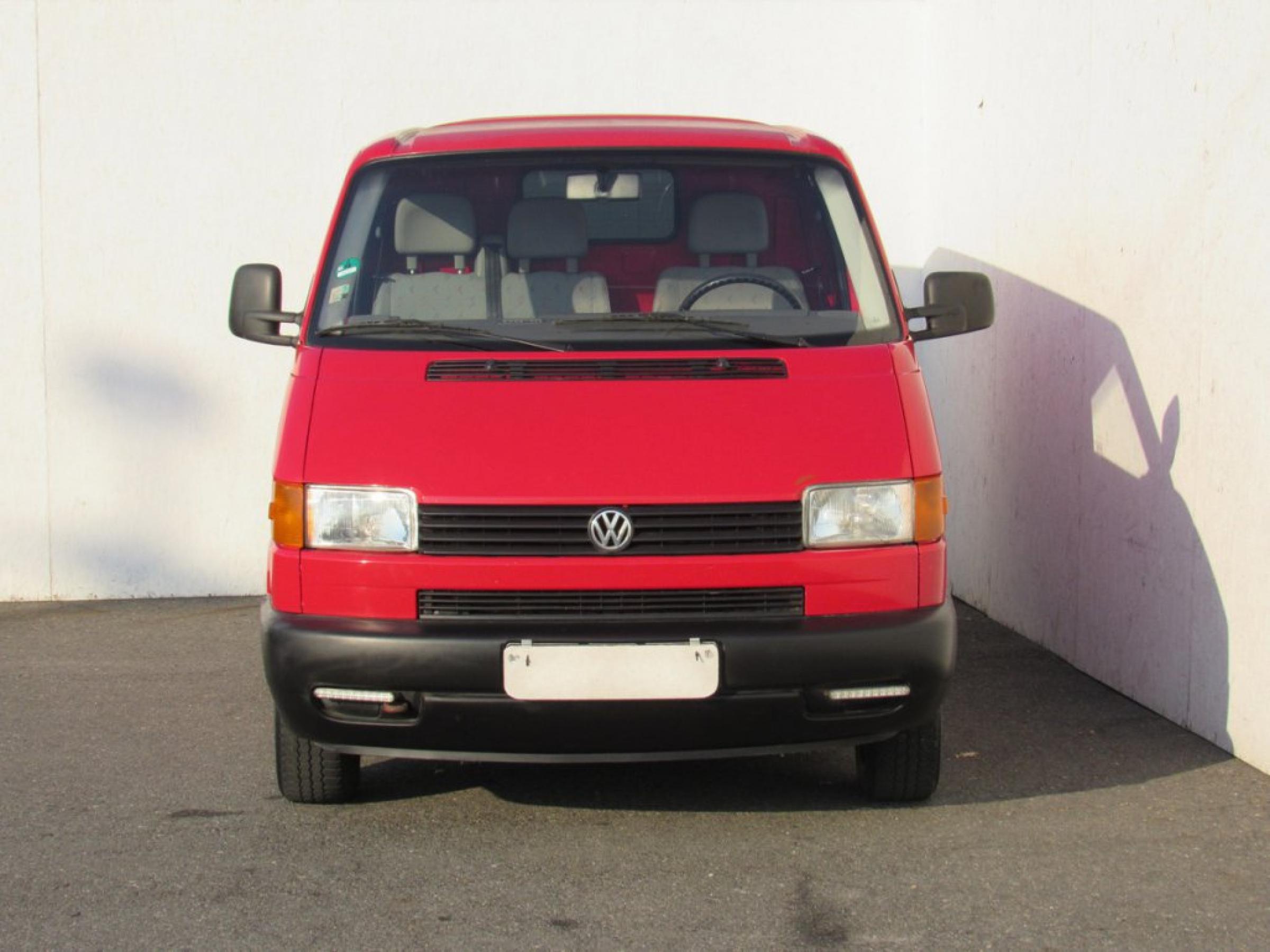 Volkswagen Transporter, 2000 - pohled č. 2