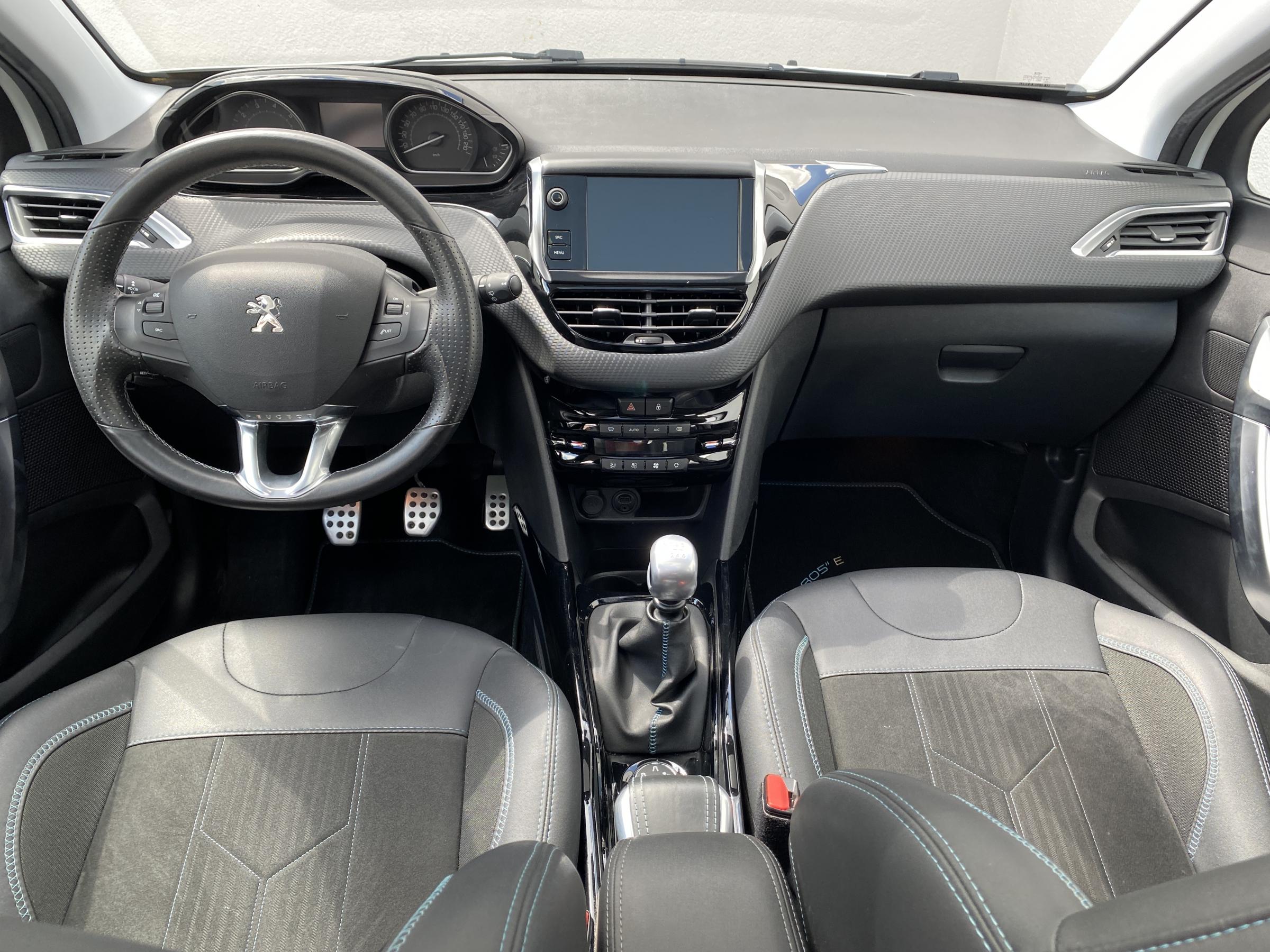 Peugeot 2008, 2018 - pohled č. 9