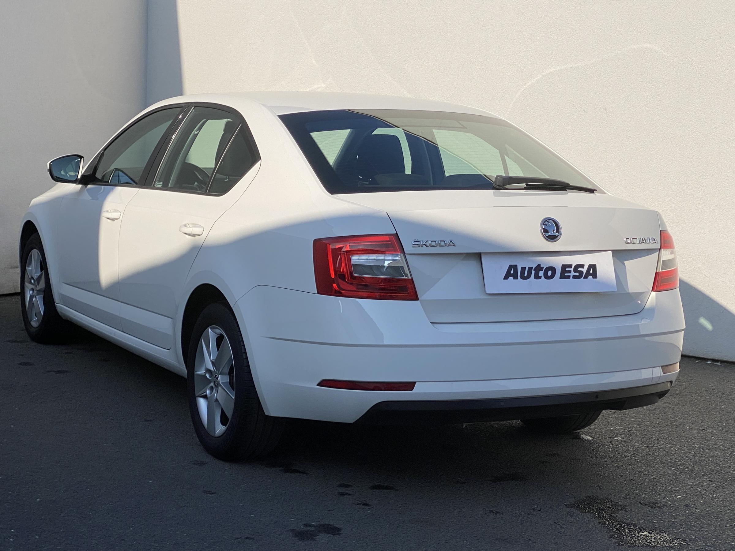 Škoda Octavia III, 2018 - pohled č. 6