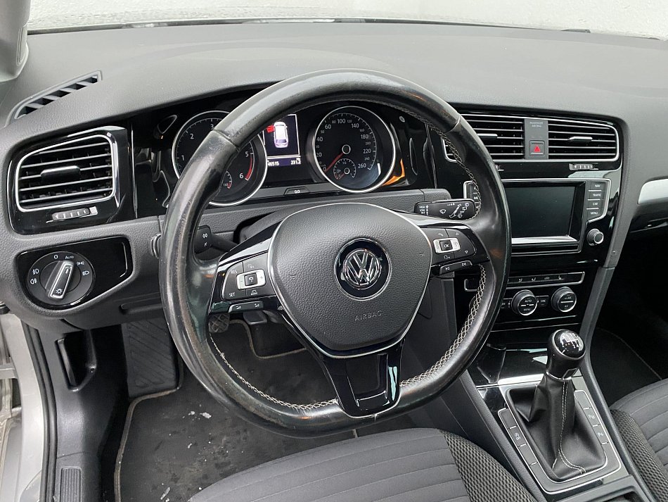 Volkswagen Golf 2.0 TDi CUP