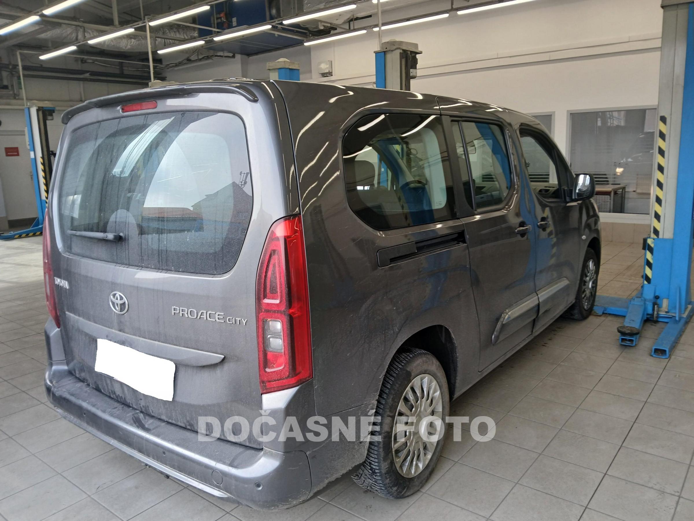 Toyota ProAce City Verso, 2021