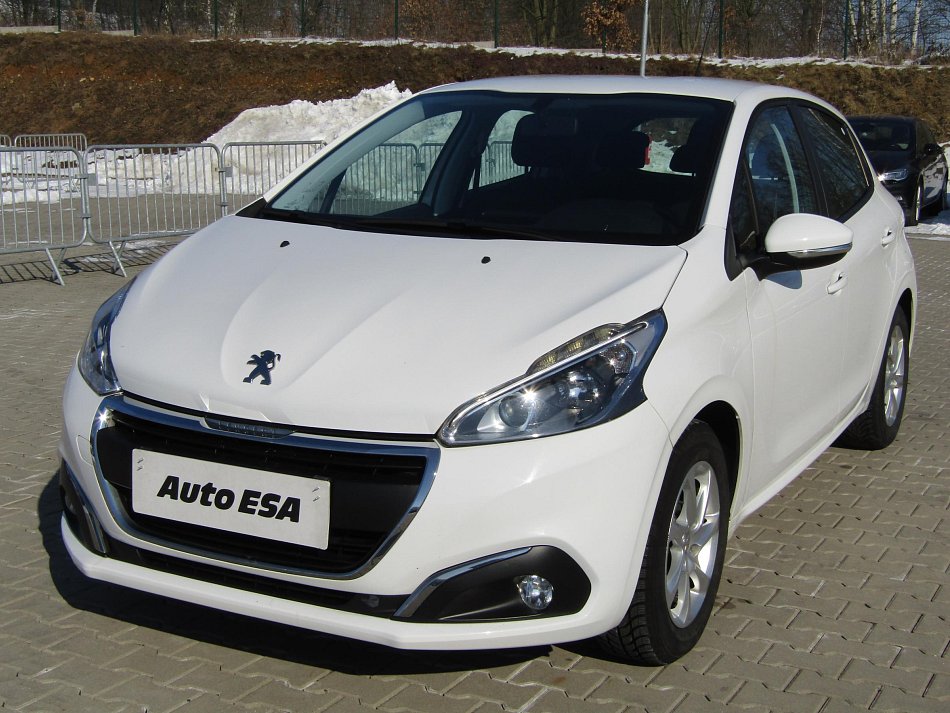 Peugeot 208 1.2 PT 