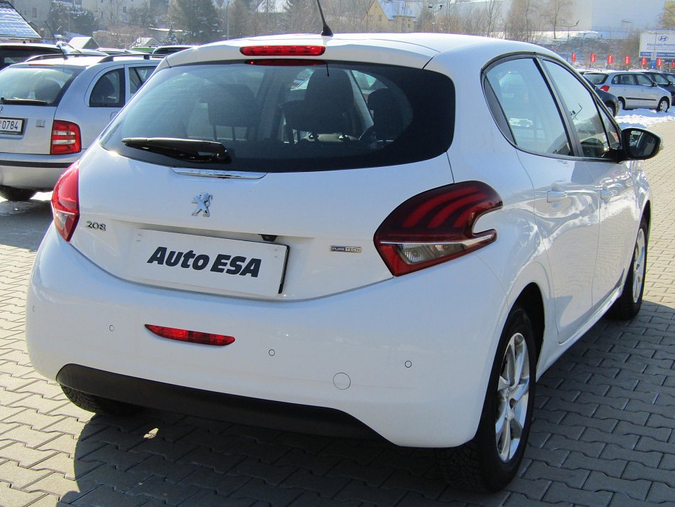 Peugeot 208 1.2 PT 