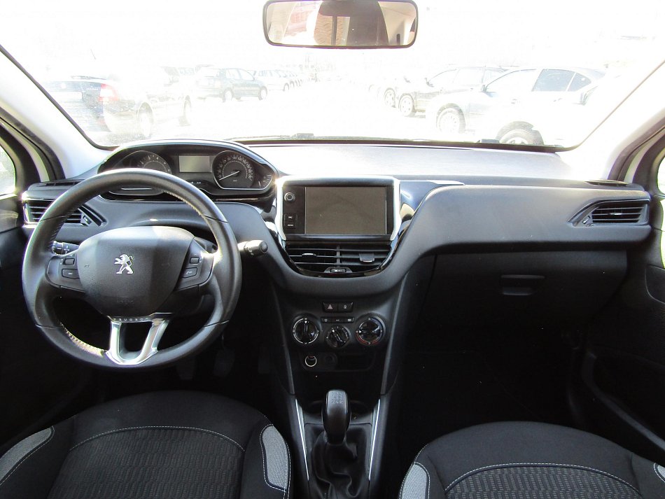 Peugeot 208 1.2 PT 