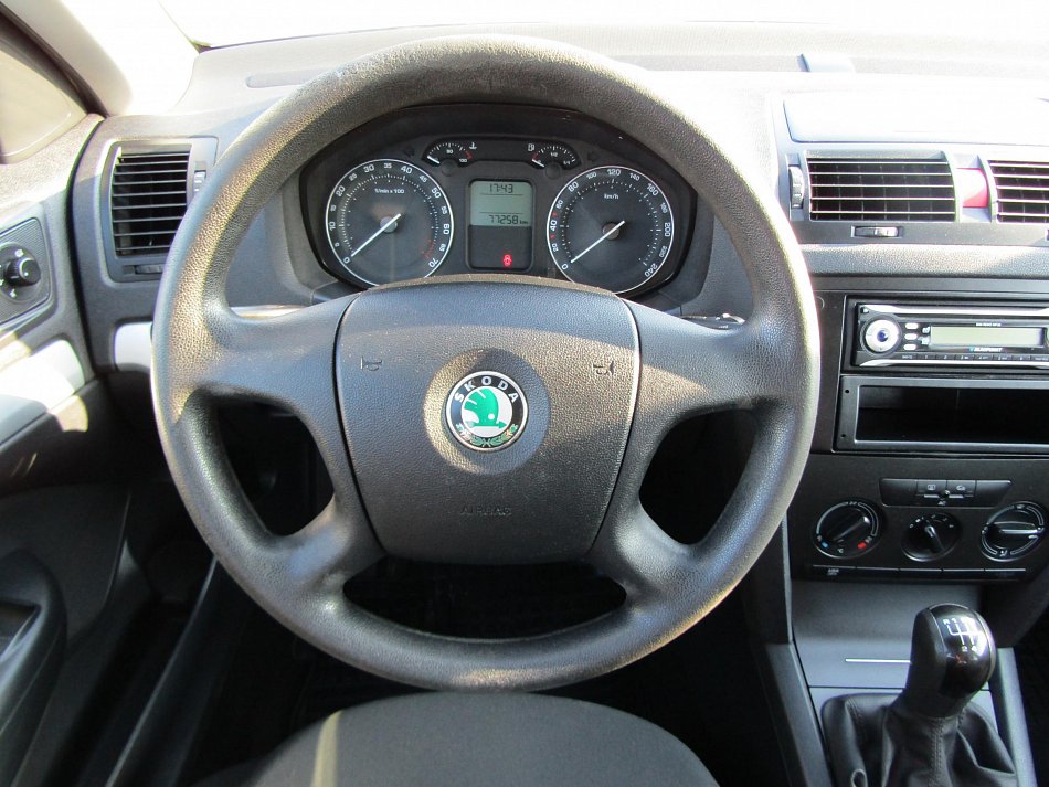 Škoda Octavia II 1.6 i Ambiente