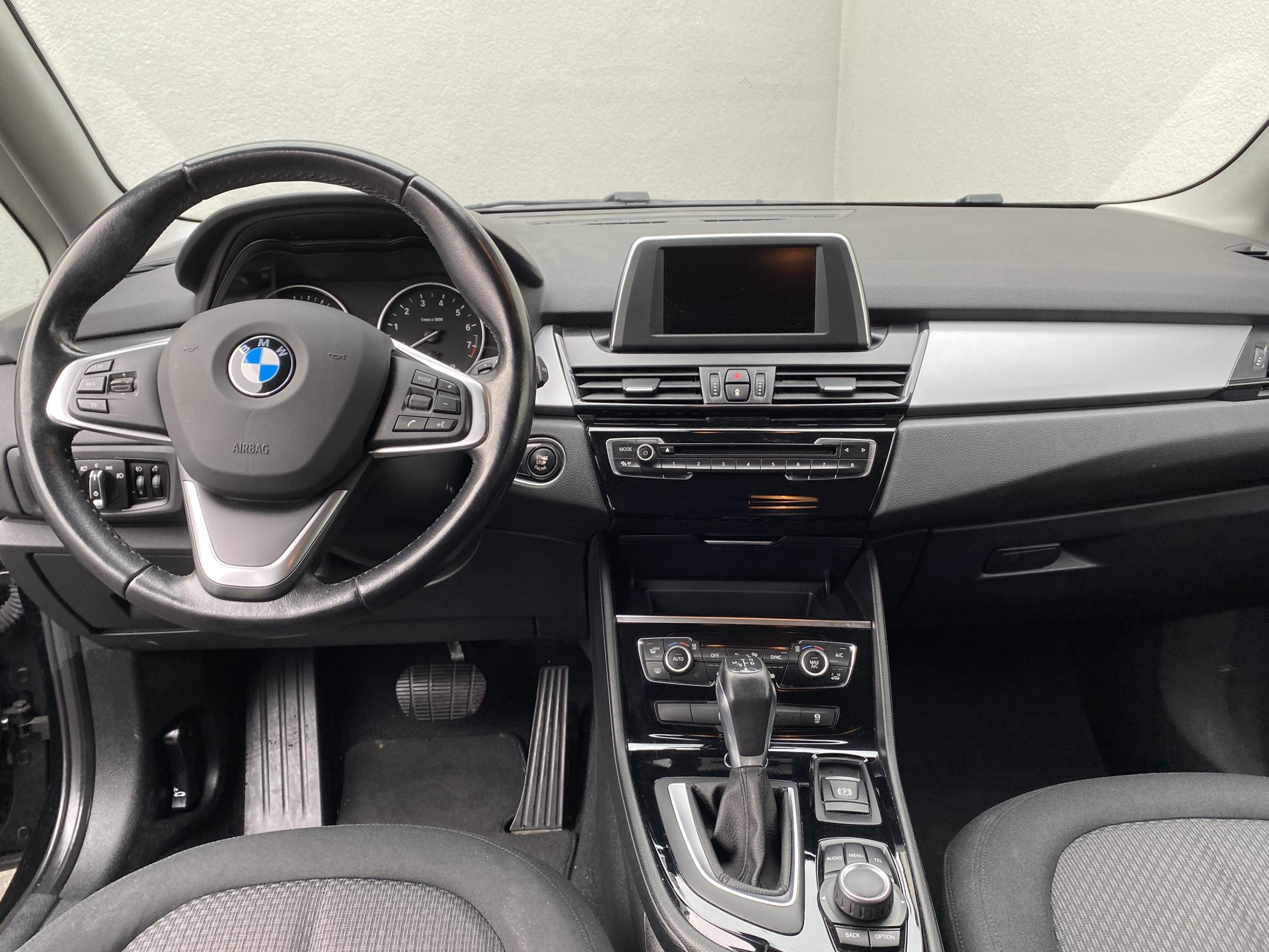 BMW Řada 2, 2015 - pohled č. 9