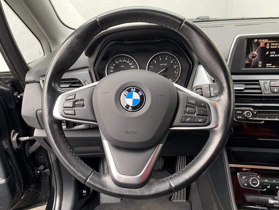 BMW Řada 2 1.5i  218i