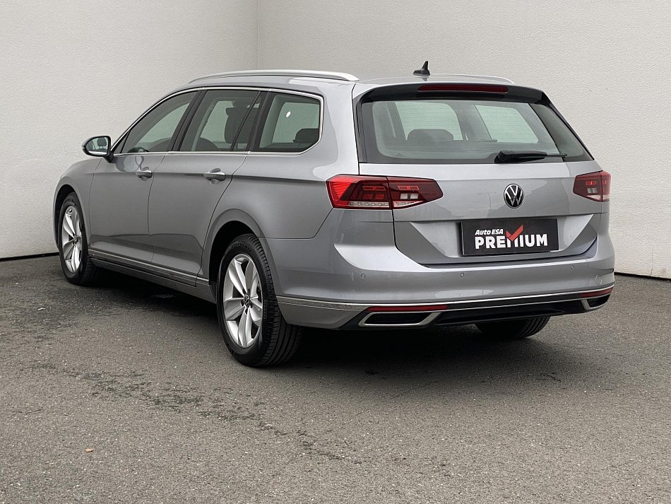 Volkswagen Passat 2.0 TDi Elegance