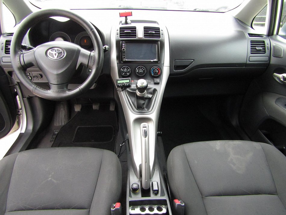 Toyota Auris 1.4VVT-i  LPG