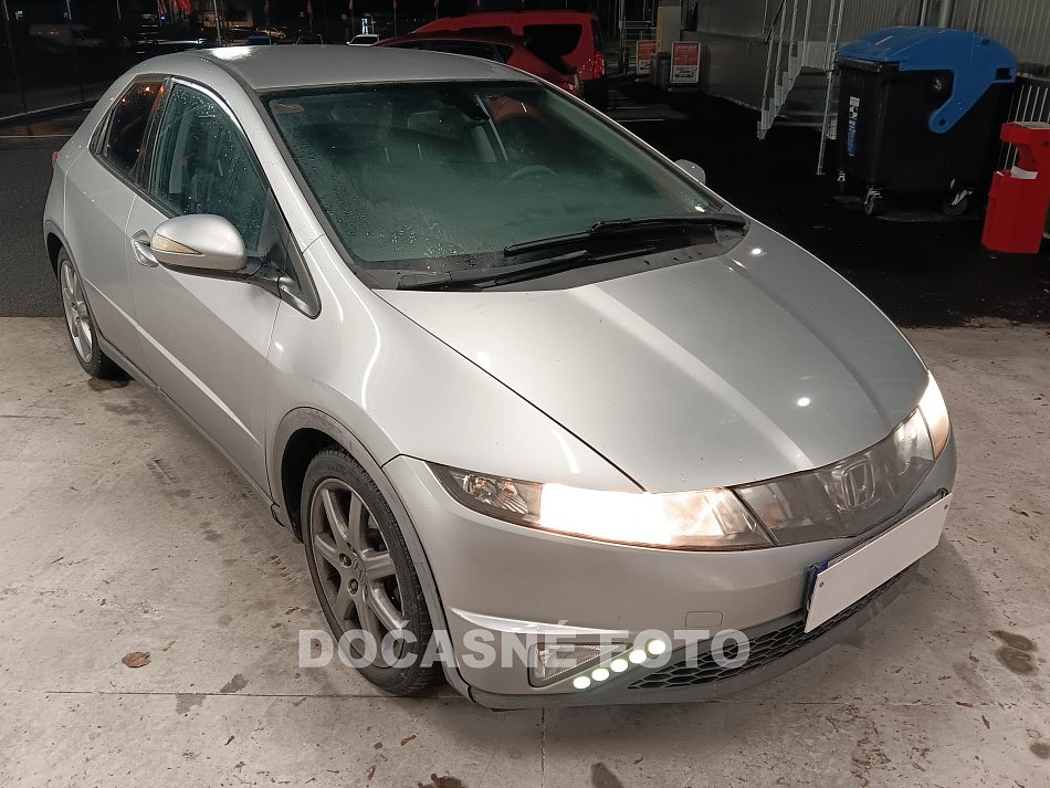 Honda Civic 1.8i 