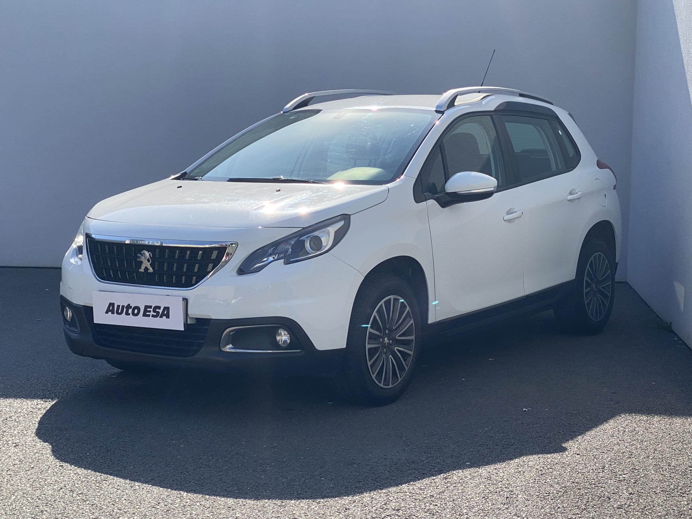 Peugeot 2008, 2018 - pohled č. 3