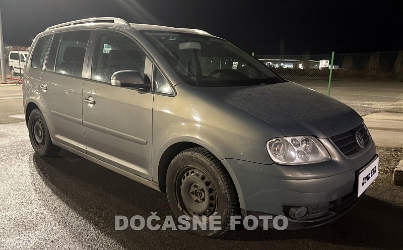 Volkswagen Touran 2.0TDi 