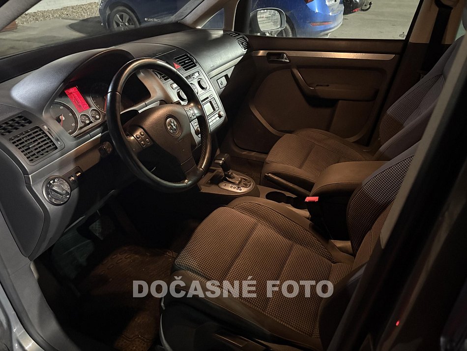 Volkswagen Touran 2.0TDi 