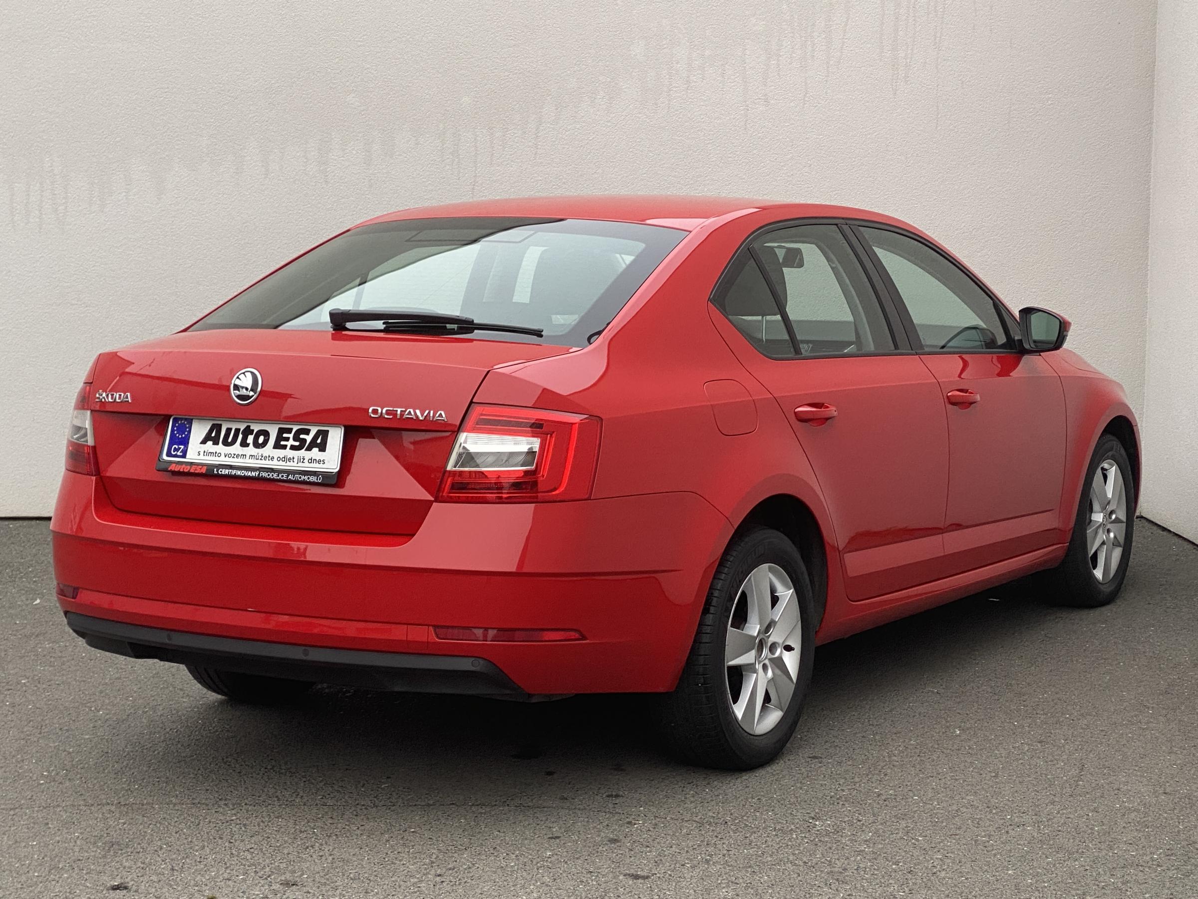 Škoda Octavia III, 2018 - pohled č. 4