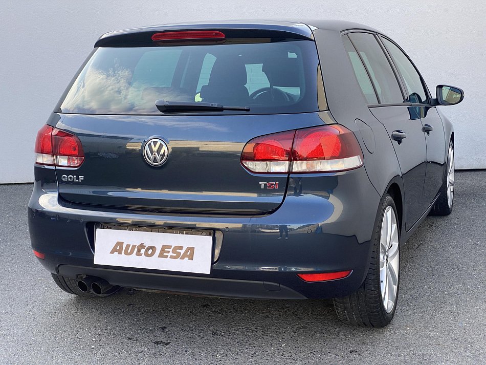 Volkswagen Golf 1.4TSi Highline