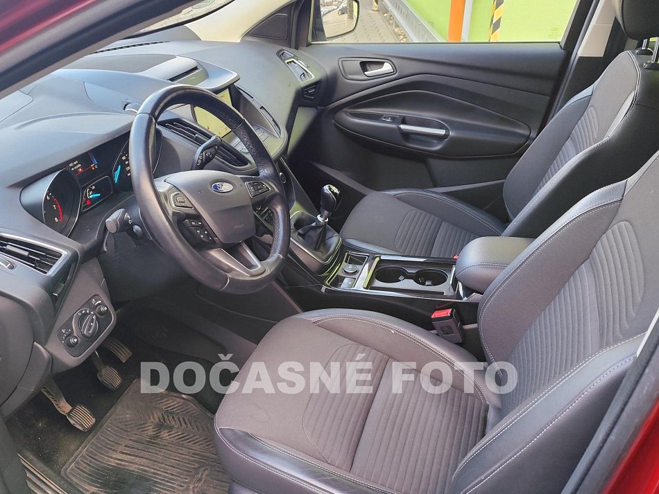 Ford Kuga 1.5 EB Titanium