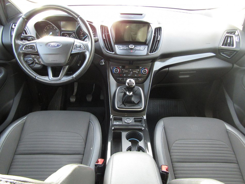 Ford Kuga 1.5 EB Titanium