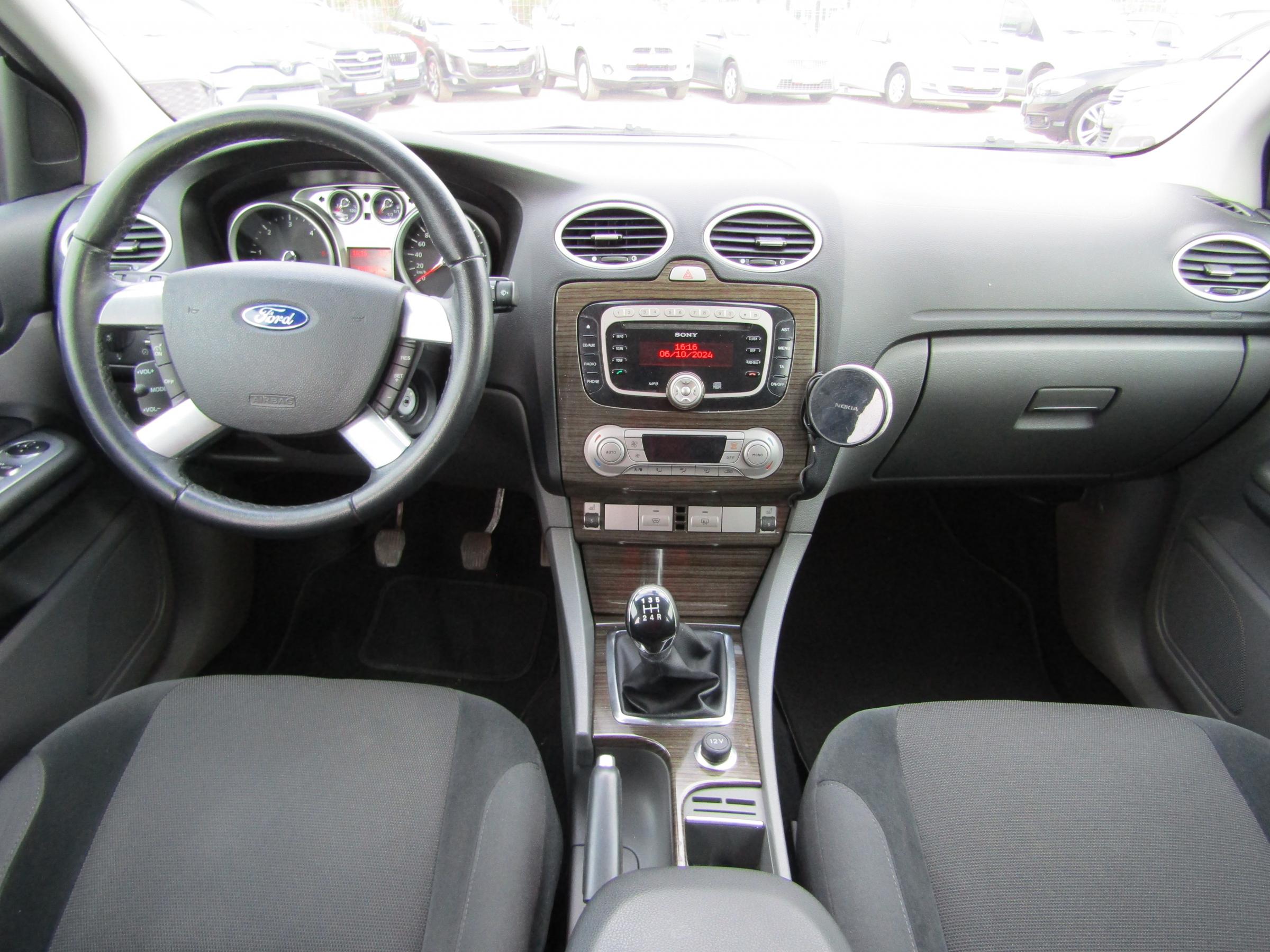 Ford Focus, 2009 - pohled č. 9