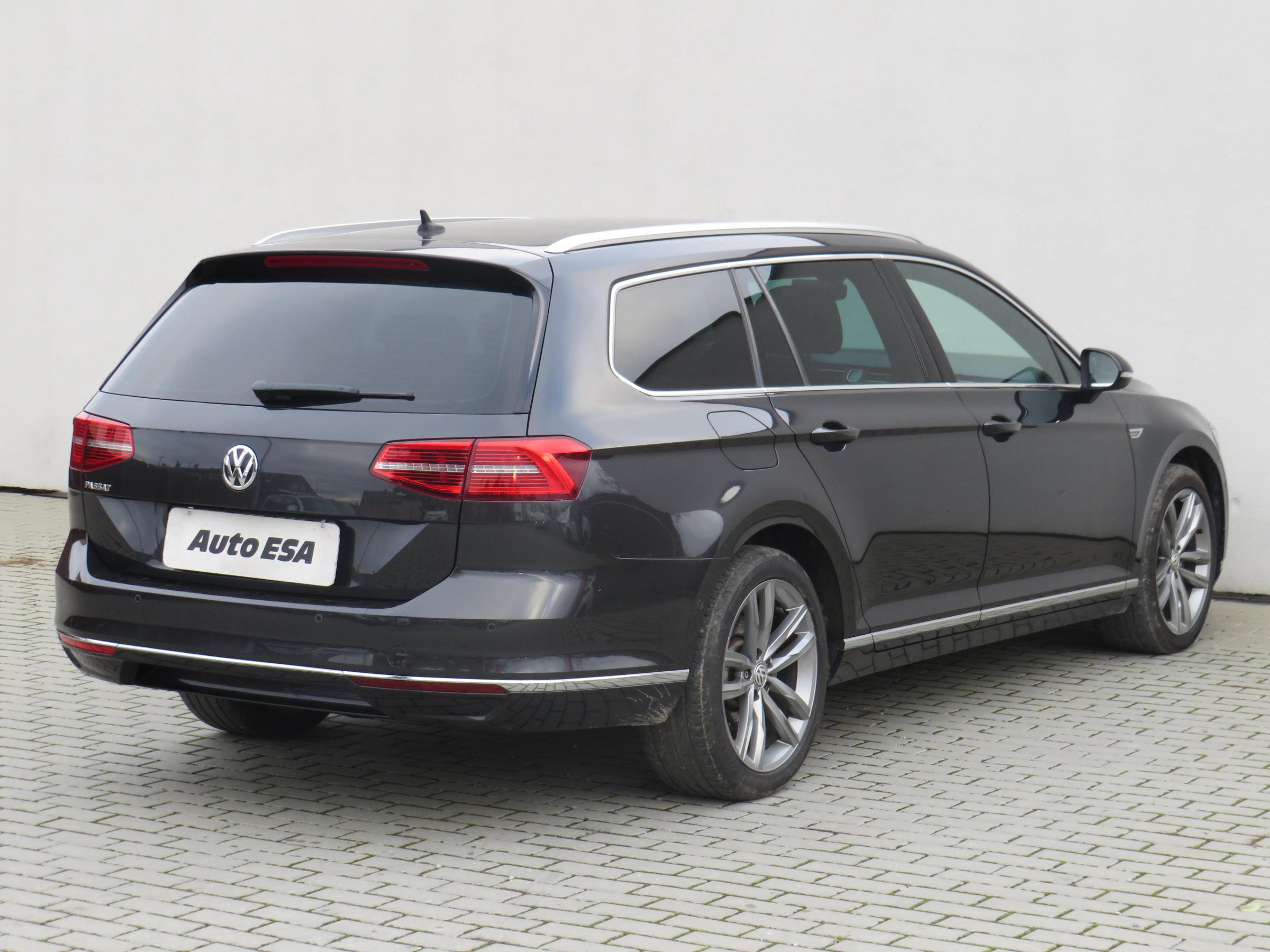 Volkswagen Passat, 2019 - pohled č. 4