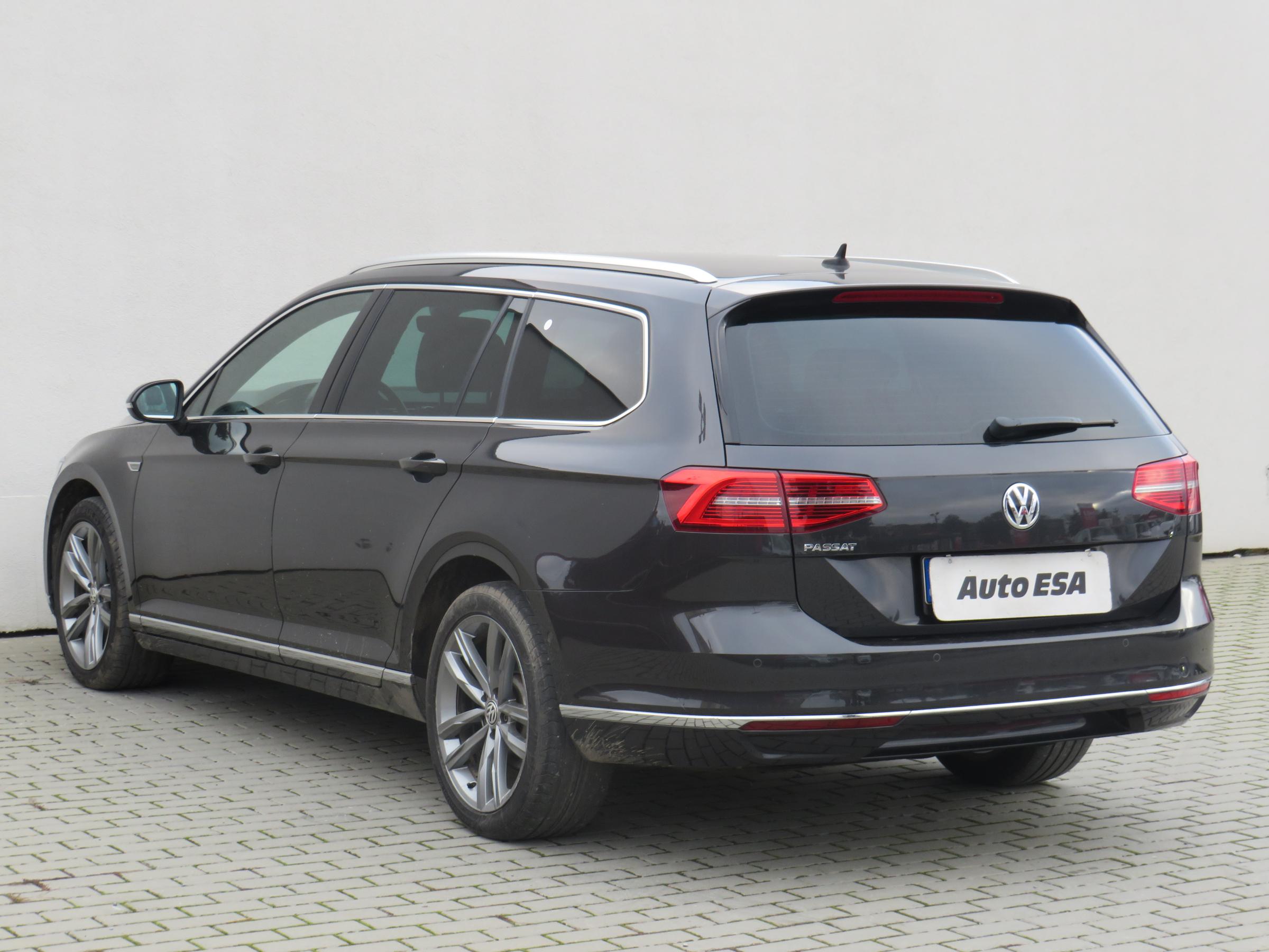 Volkswagen Passat, 2019 - pohled č. 6