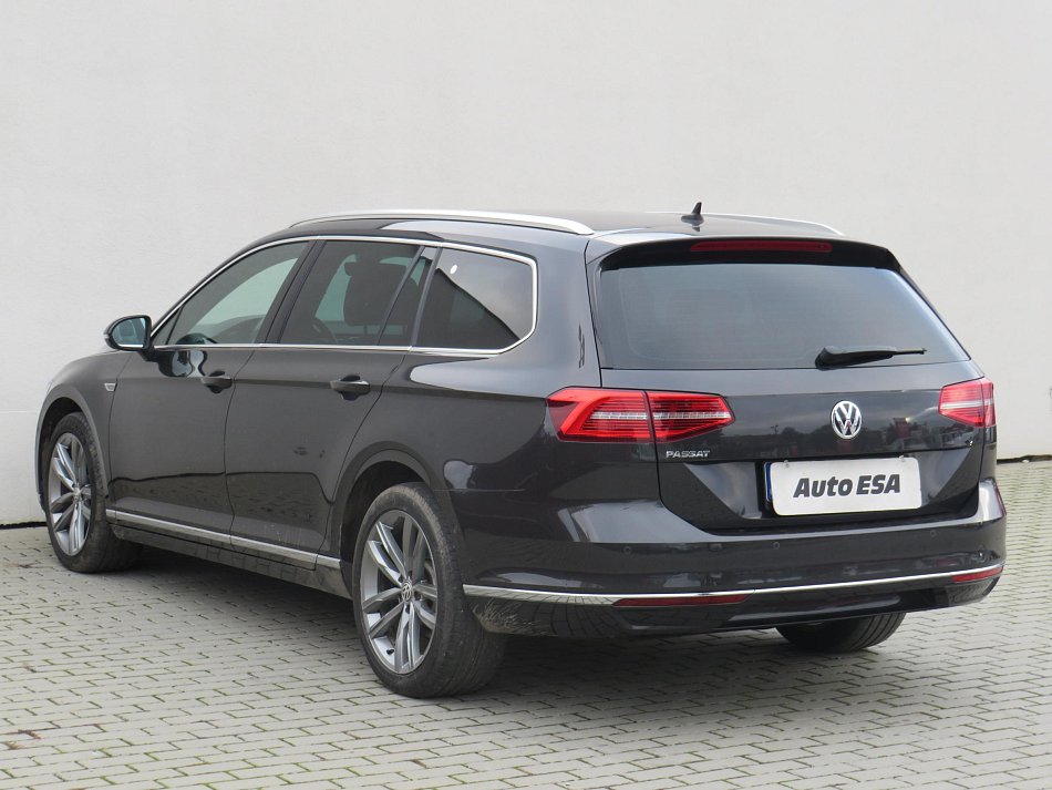 Volkswagen Passat 2.0 TDi Highline