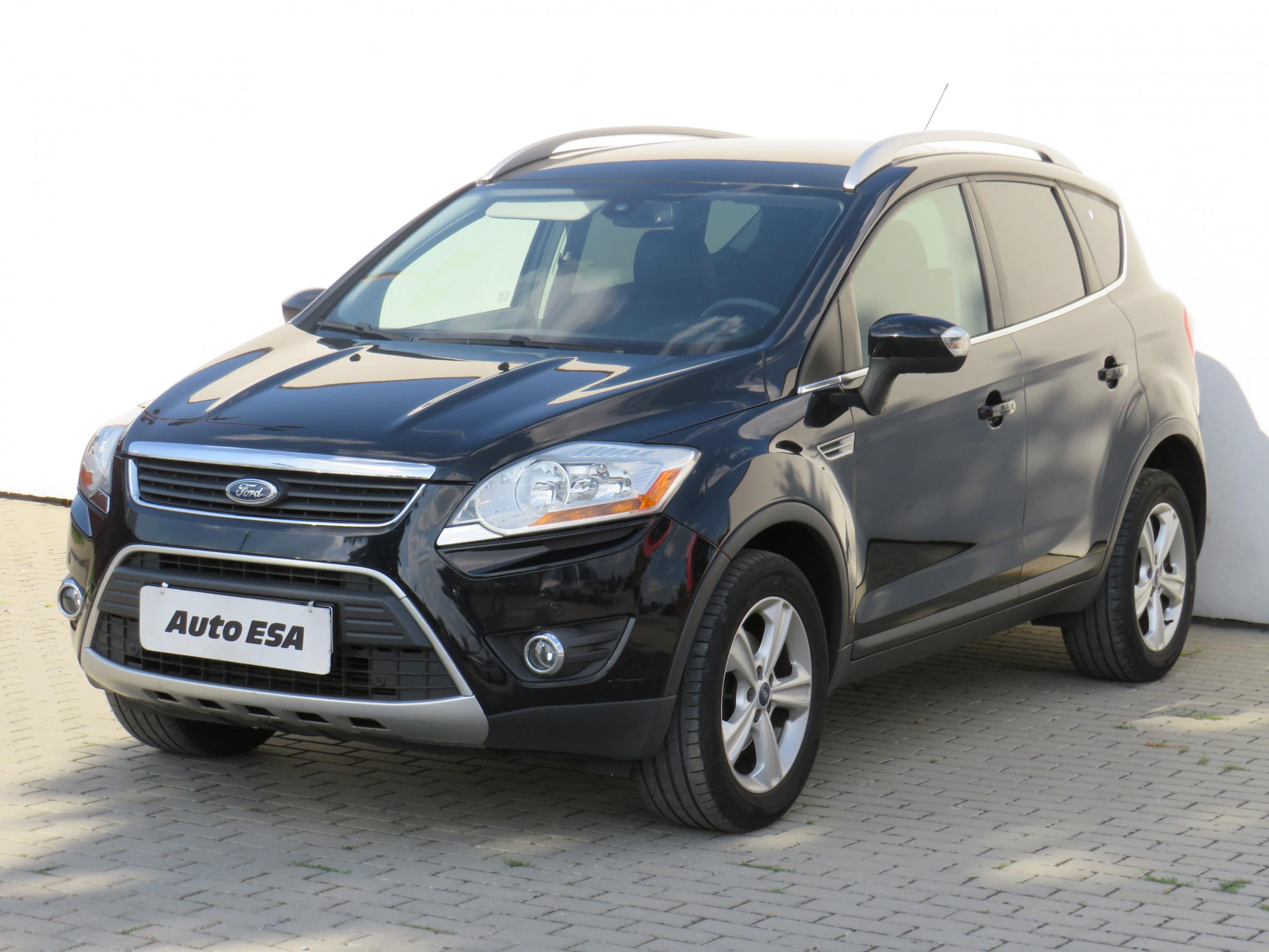 Ford Kuga, 2011 - pohled č. 3