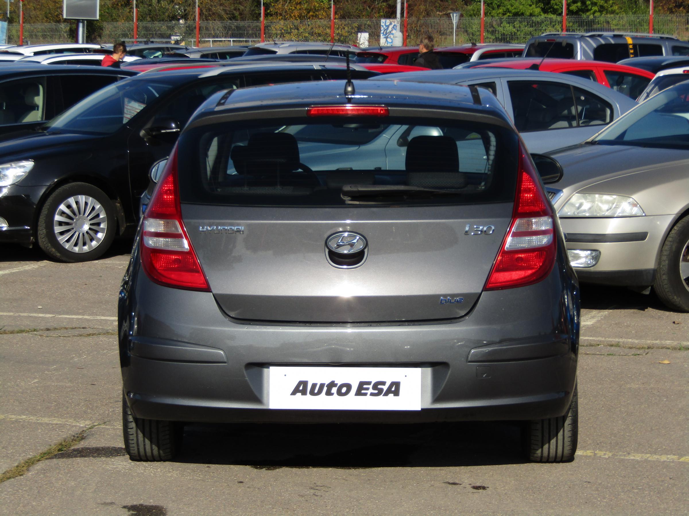 Hyundai i30, 2010 - pohled č. 5