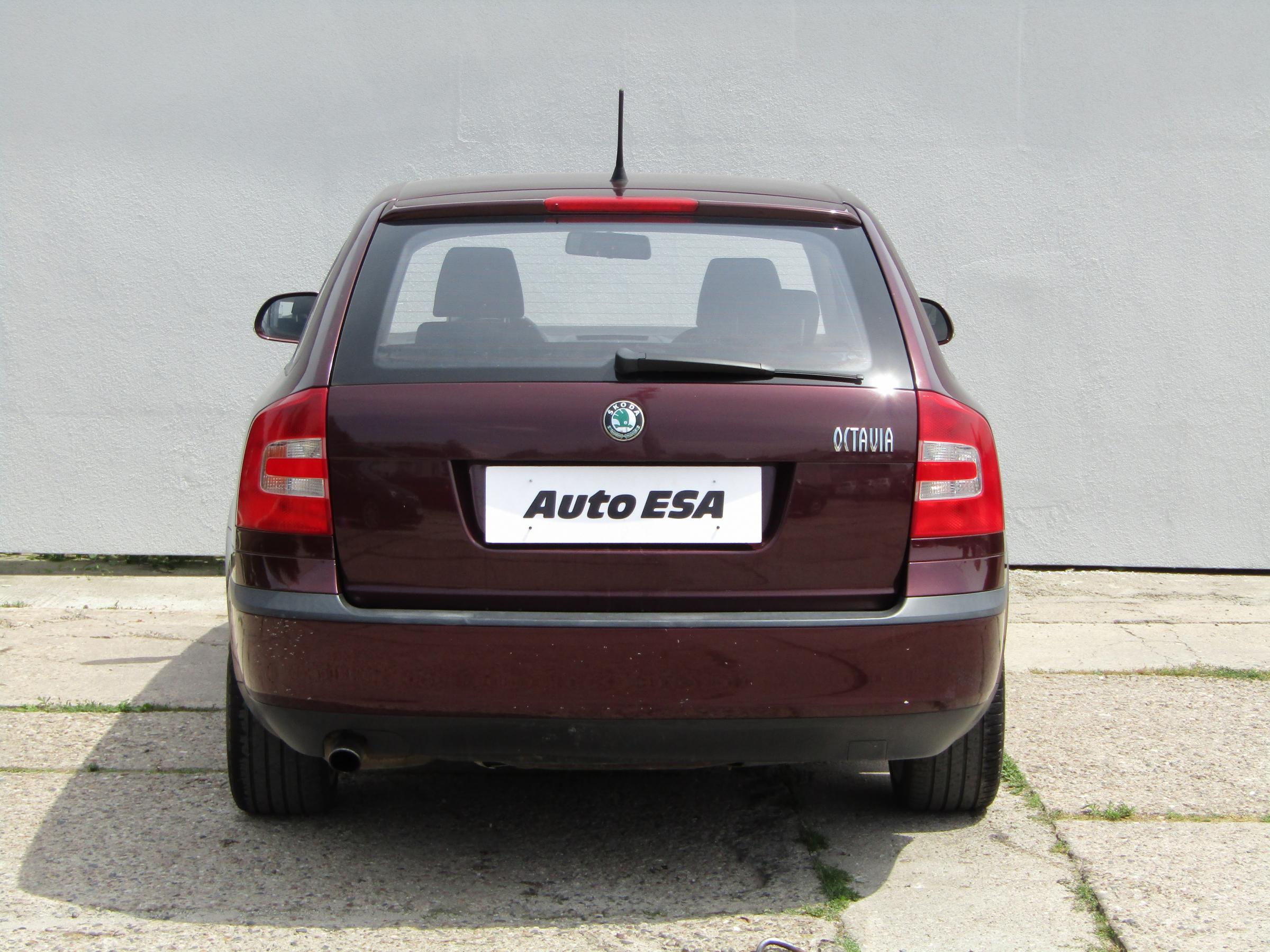 Škoda Octavia II, 2011 - pohled č. 5