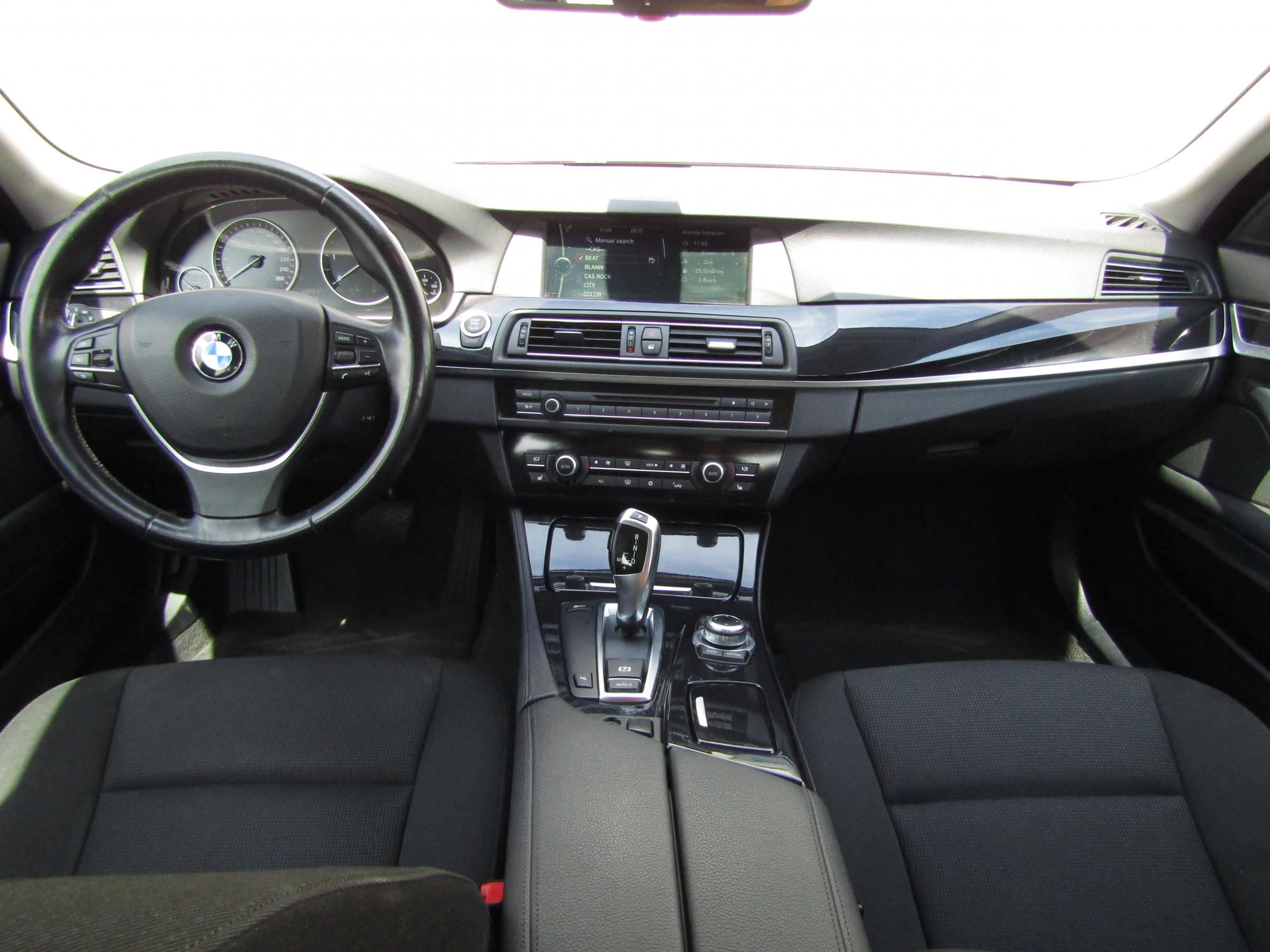 BMW Řada 5, 2010 - pohled č. 9