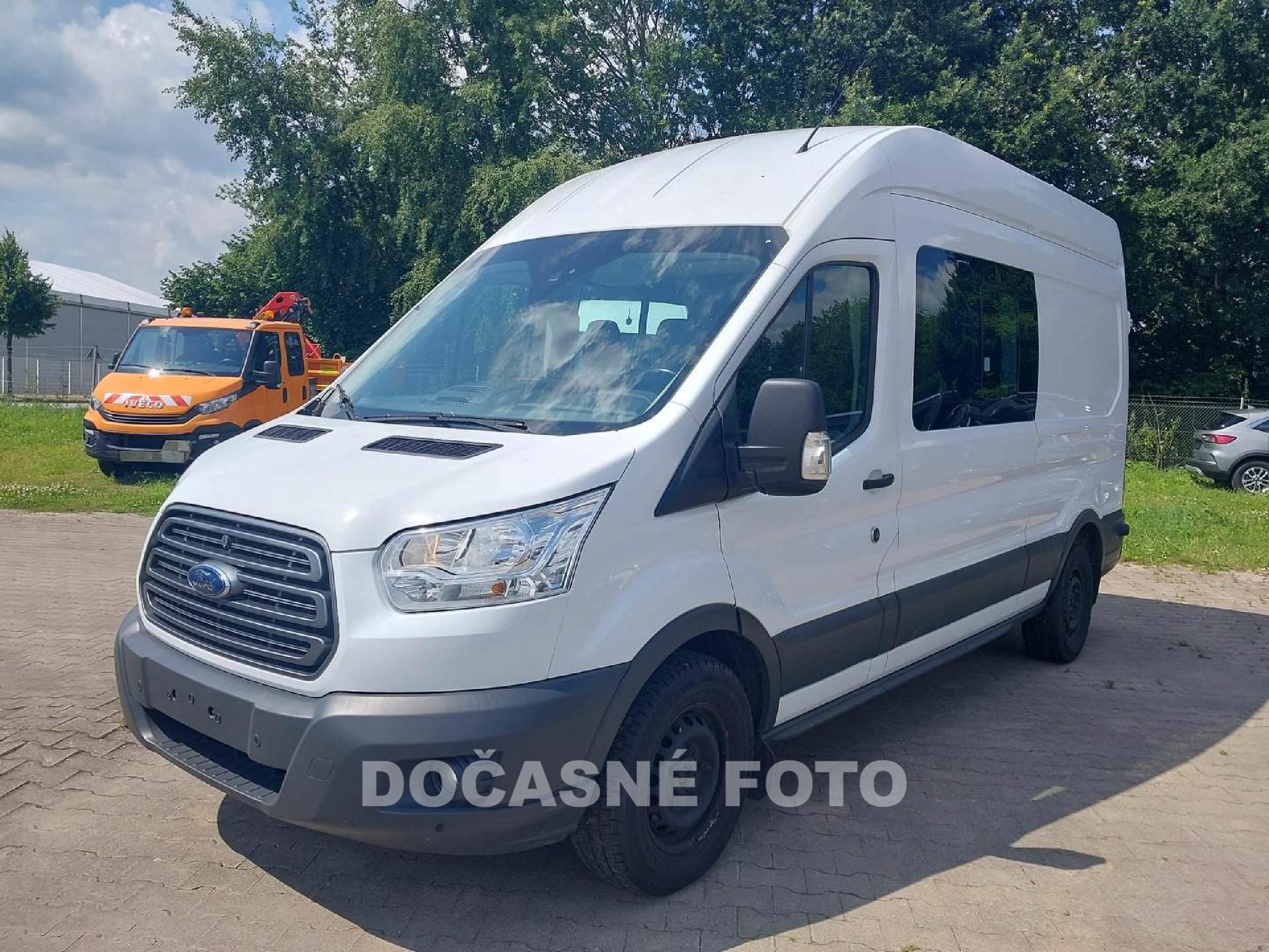 Ford Transit, 2019 - pohled č. 2