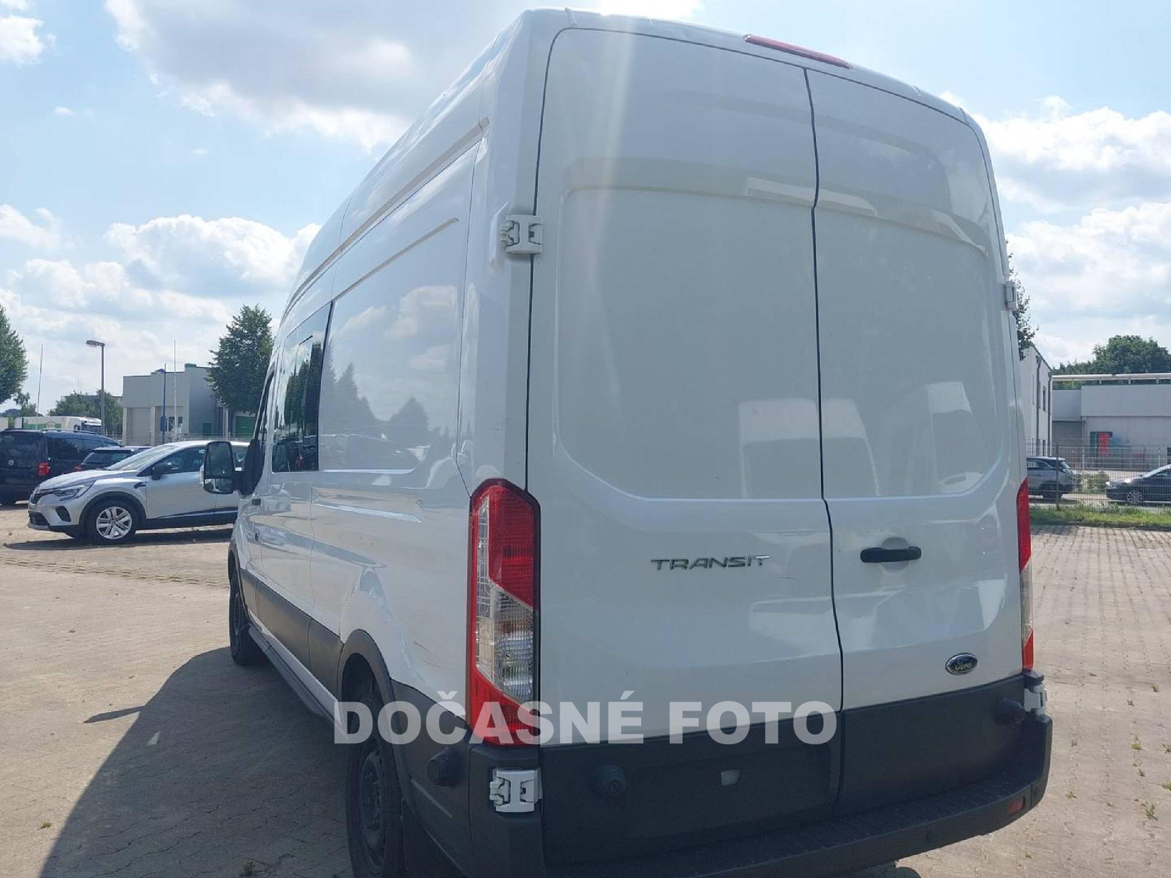 Ford Transit, 2019 - pohled č. 4