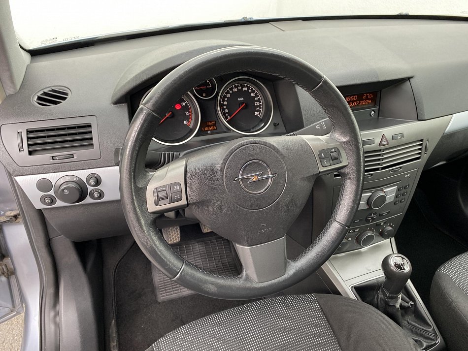 Opel Astra 1.8 16V 