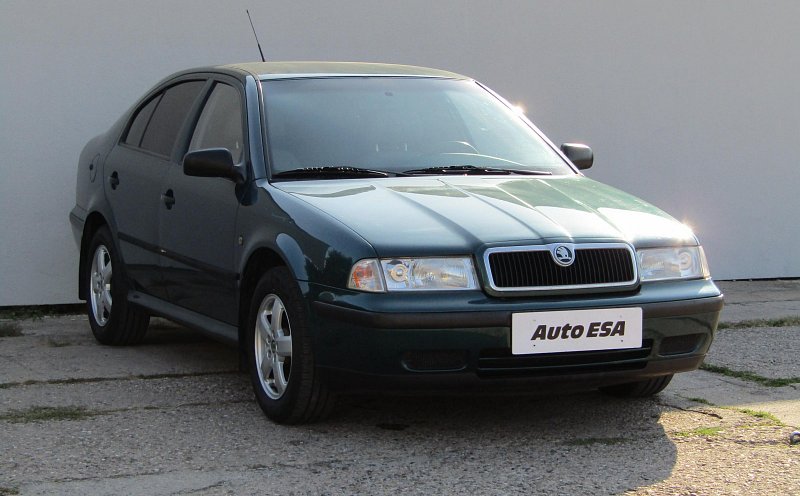 Škoda Octavia 1.6i 