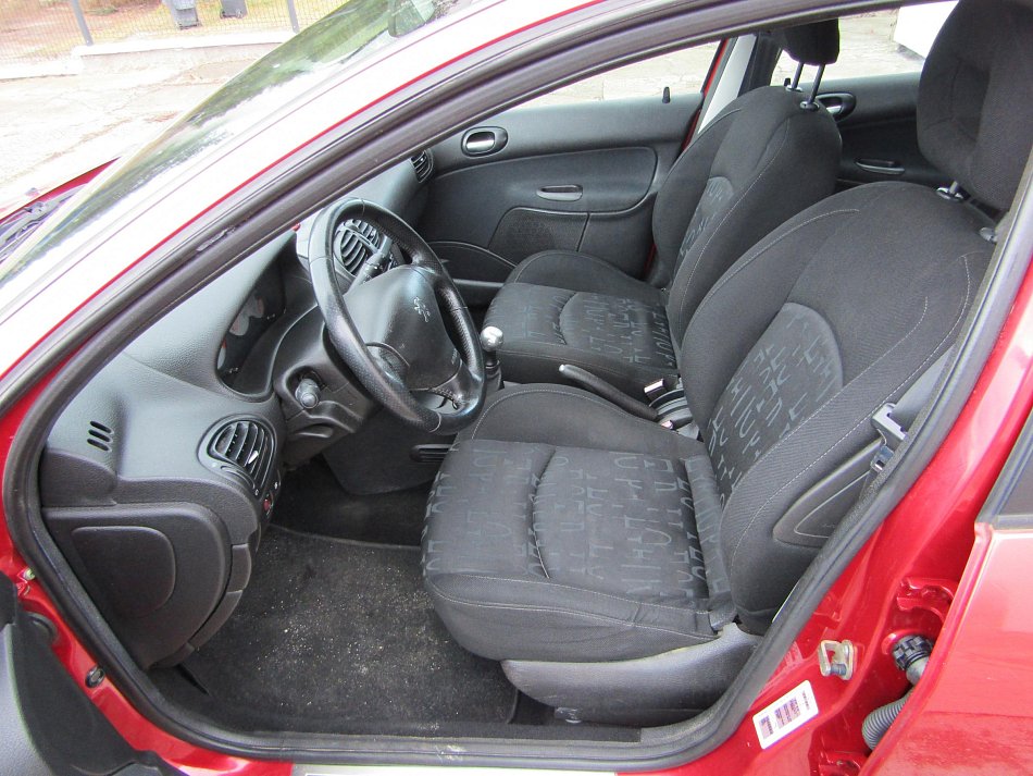 Peugeot 206 1.4 16V 